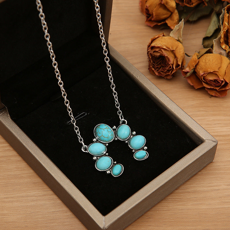 Artificial Turquoise Alloy Pendant Necklace - The Ruffled Bull Boutique