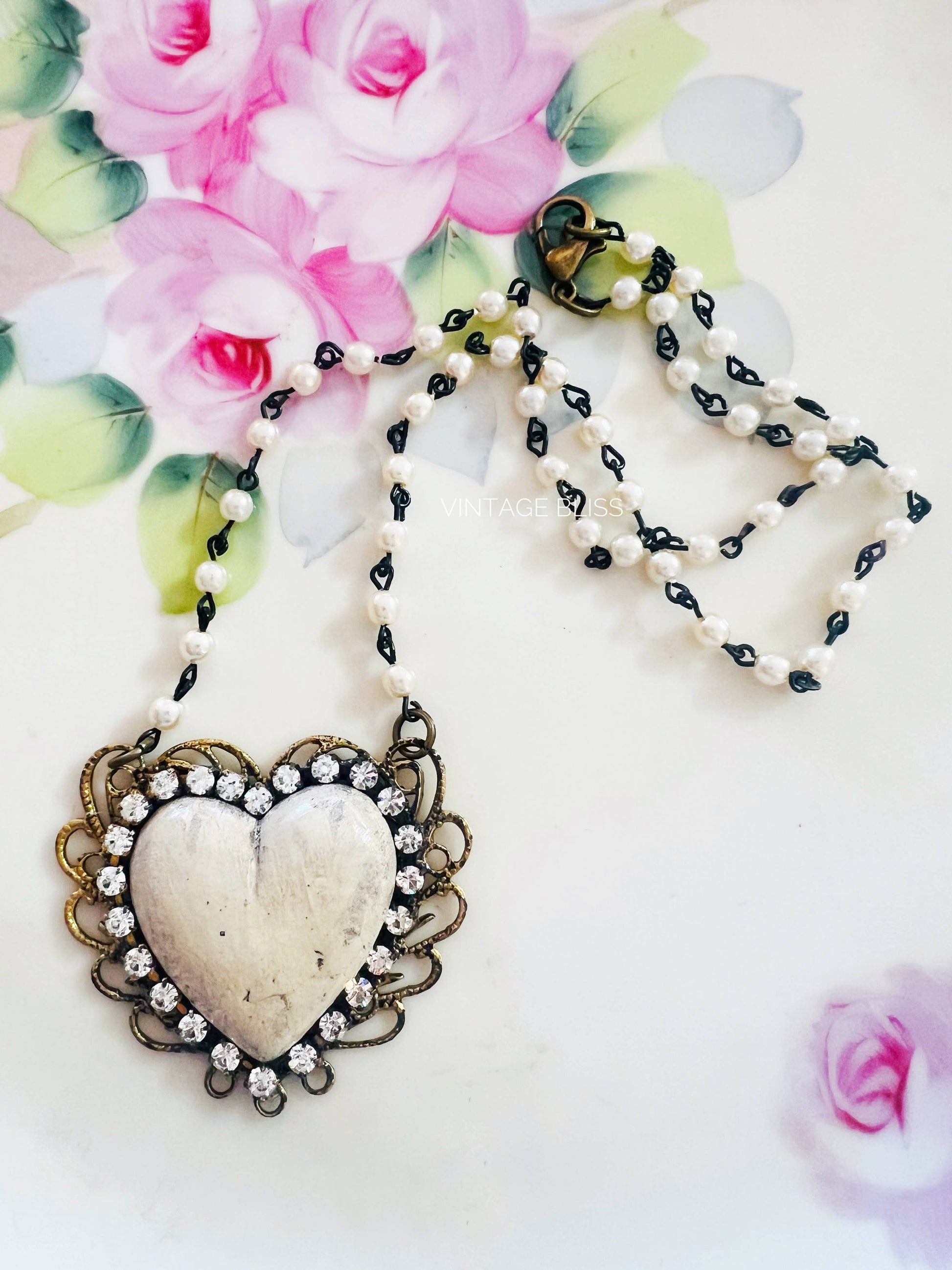 Whitewash Neutral Color Clay Heart Filigree Necklace - The Ruffled Bull Boutique