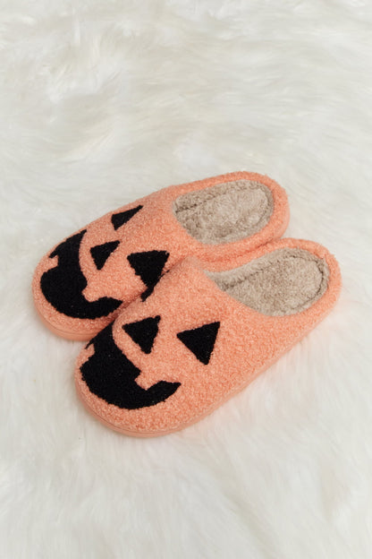 Melody Printed Plush Slide Slippers - The Ruffled Bull Boutique