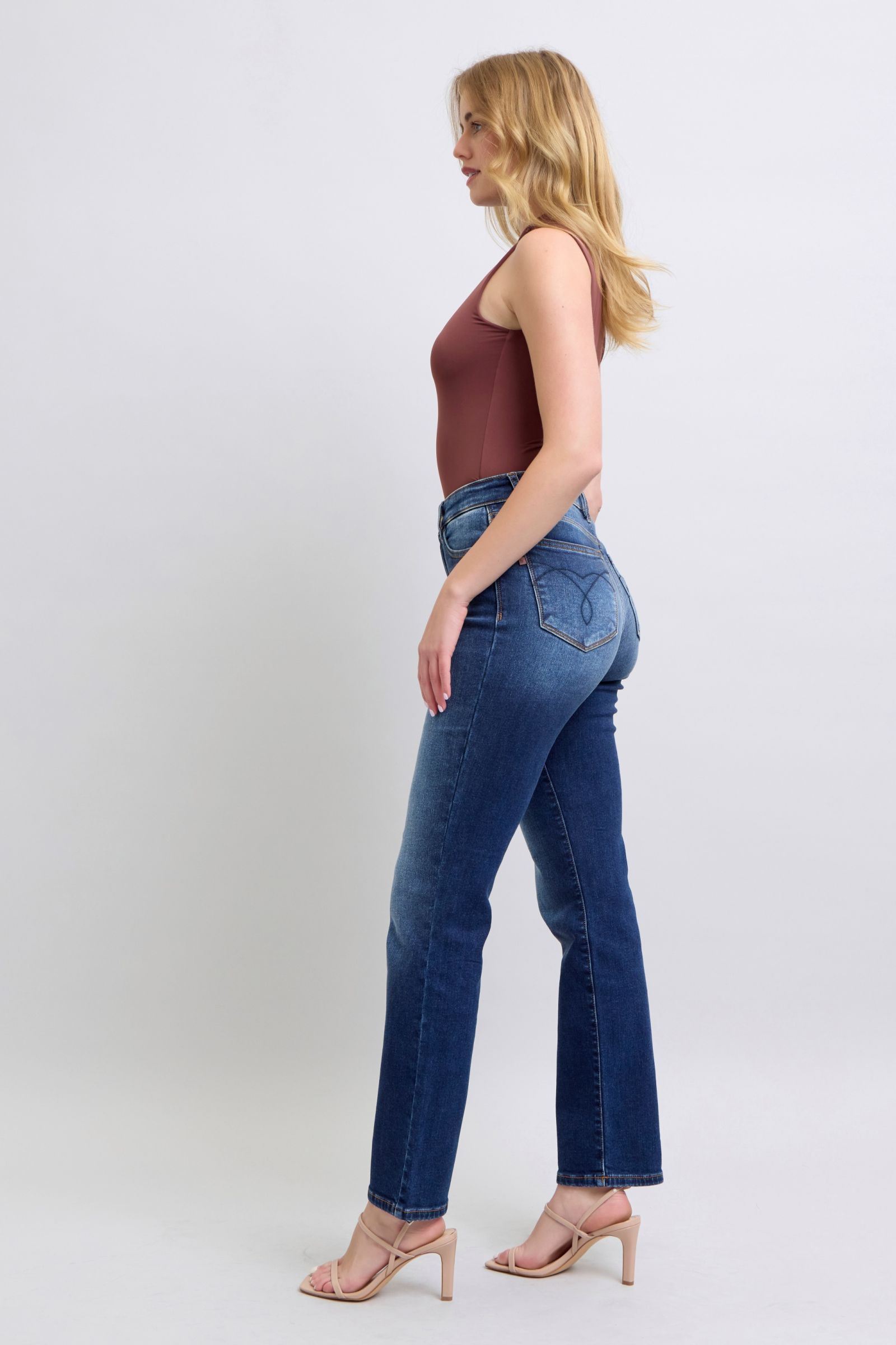 Judy Blue Full Size Washed Straight Leg Jeans with Pockets - The Ruffled Bull Boutique