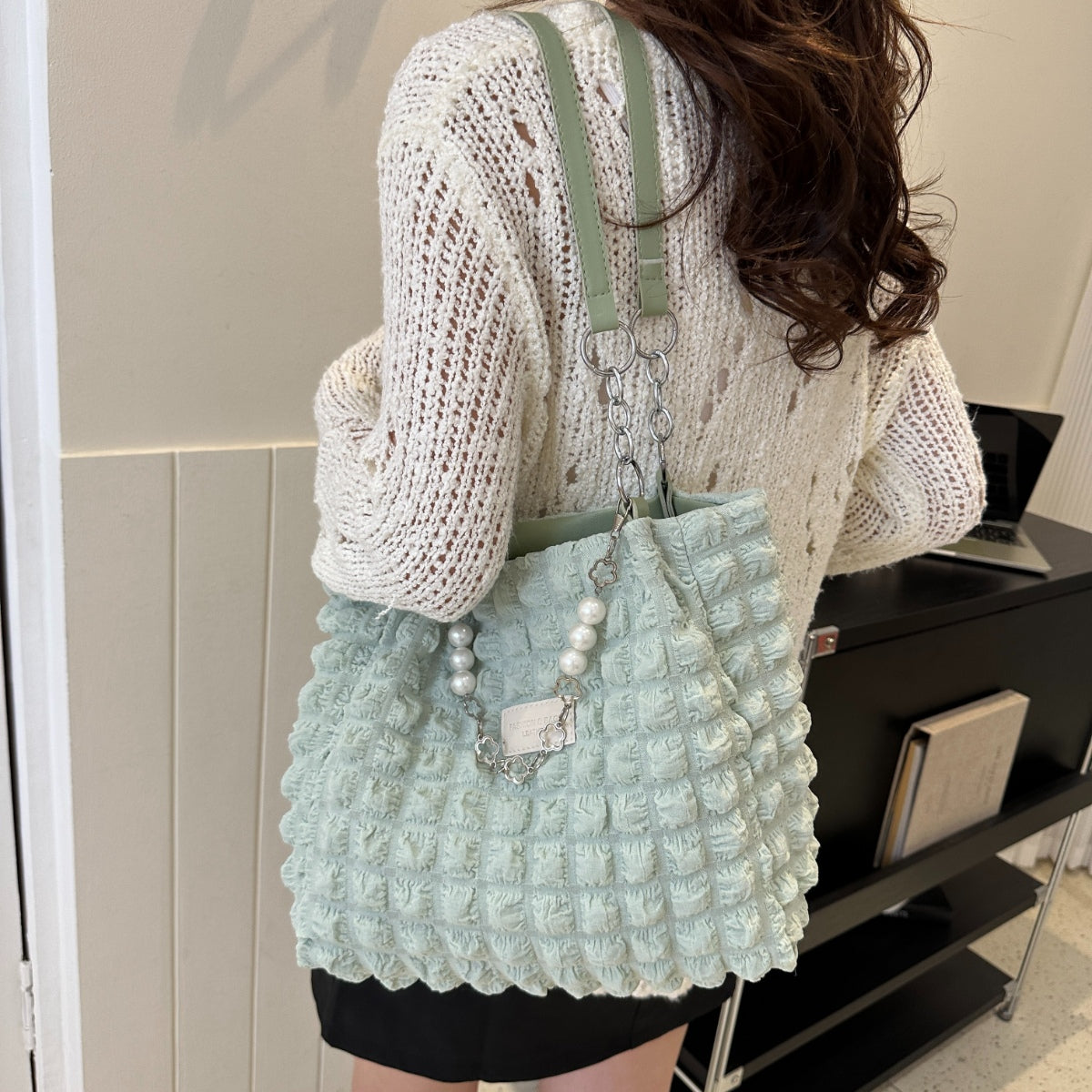 Bubble Textured Tote Bag - The Ruffled Bull Boutique