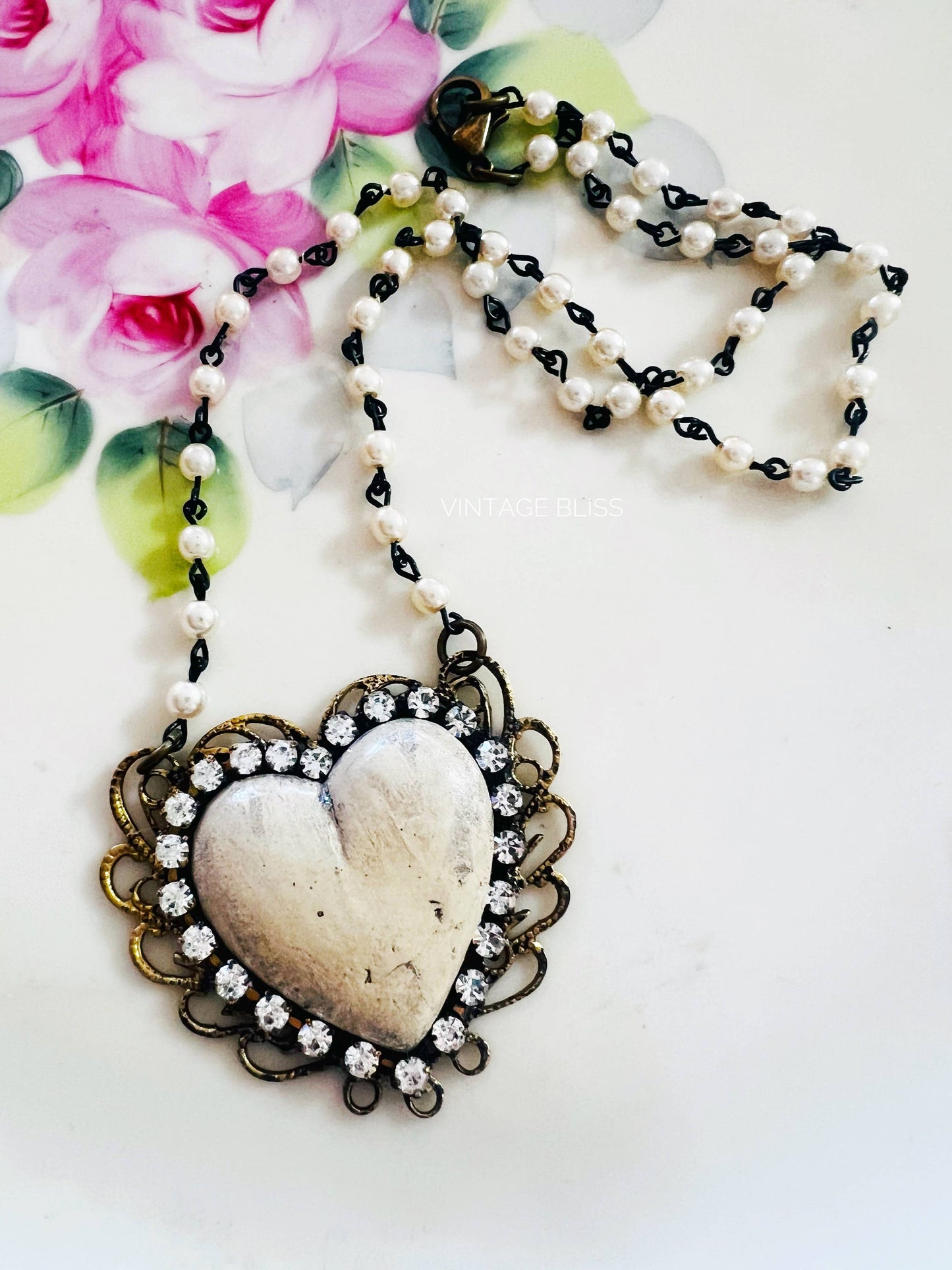 Whitewash Neutral Color Clay Heart Filigree Necklace - The Ruffled Bull Boutique