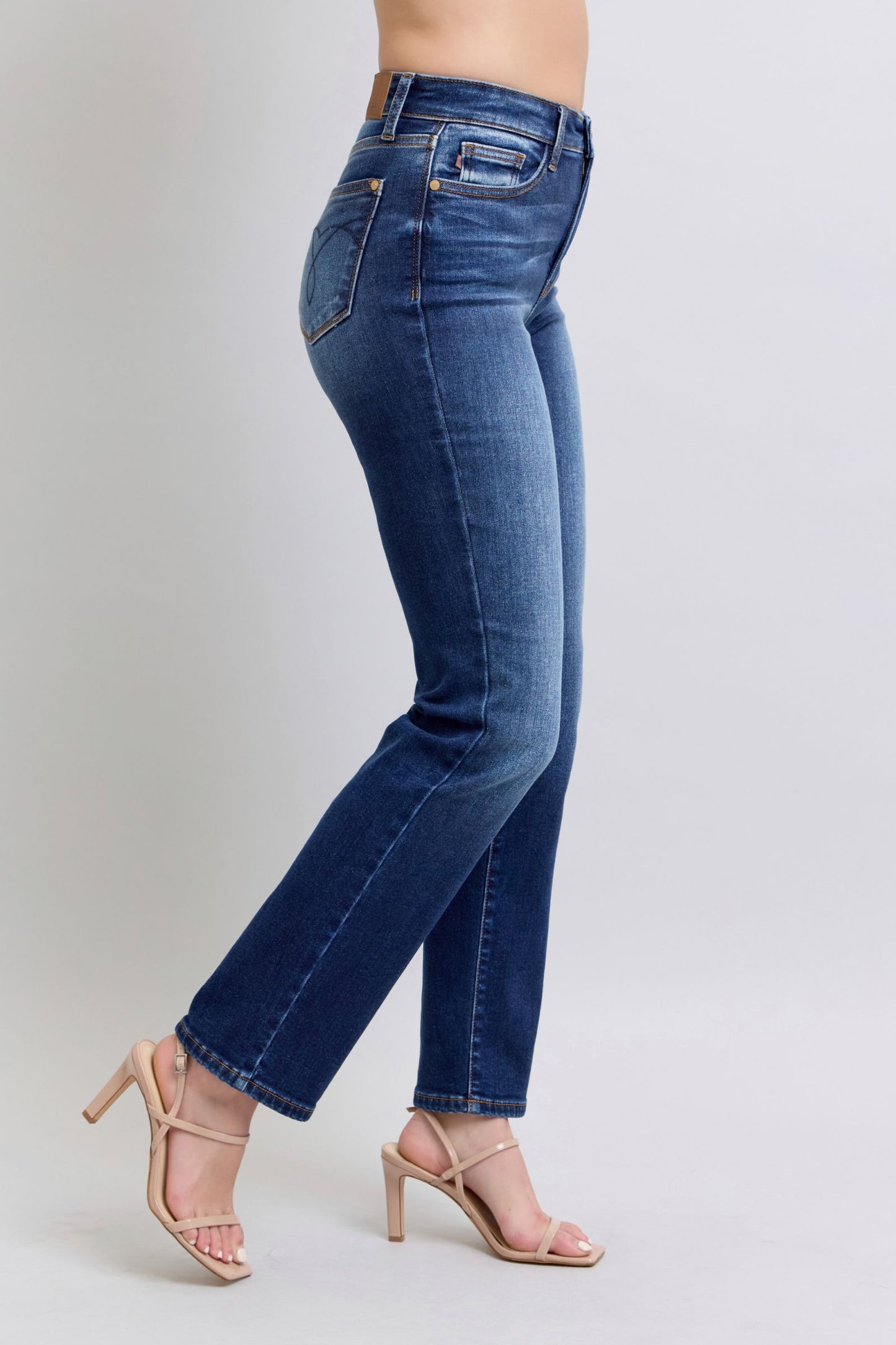 Judy Blue Full Size Washed Straight Leg Jeans with Pockets - The Ruffled Bull Boutique