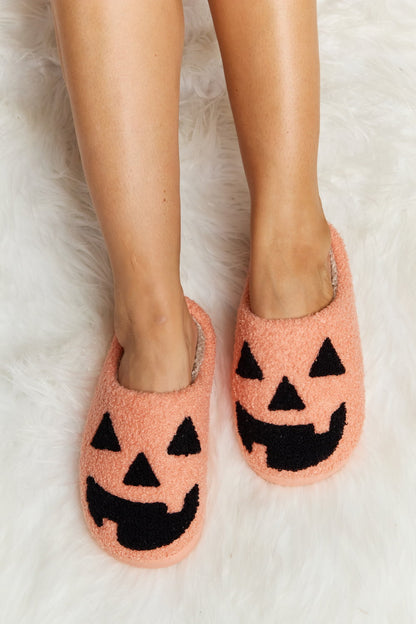 Melody Printed Plush Slide Slippers - The Ruffled Bull Boutique